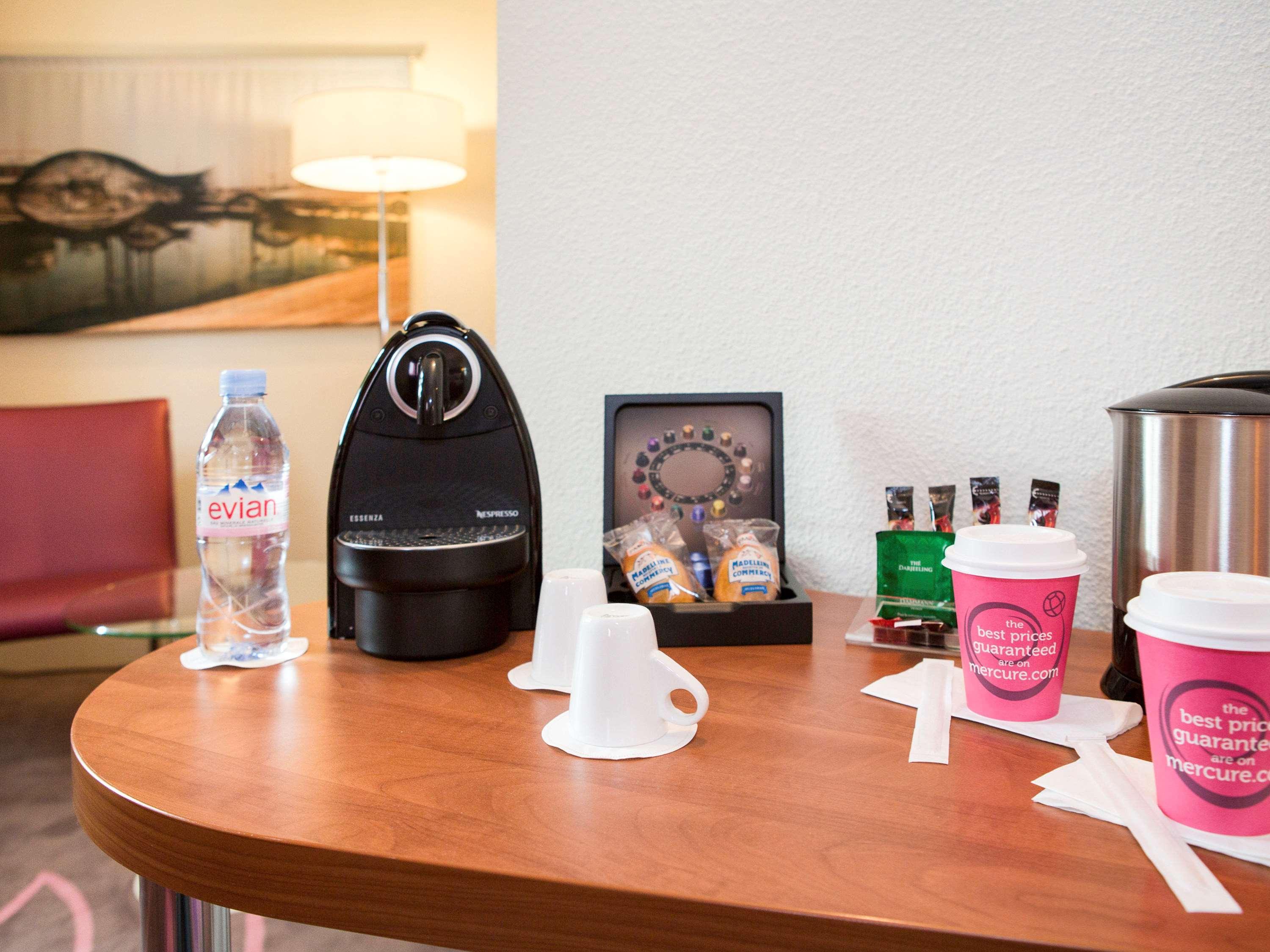 Mercure Cannes Mandelieu Eksteriør bilde