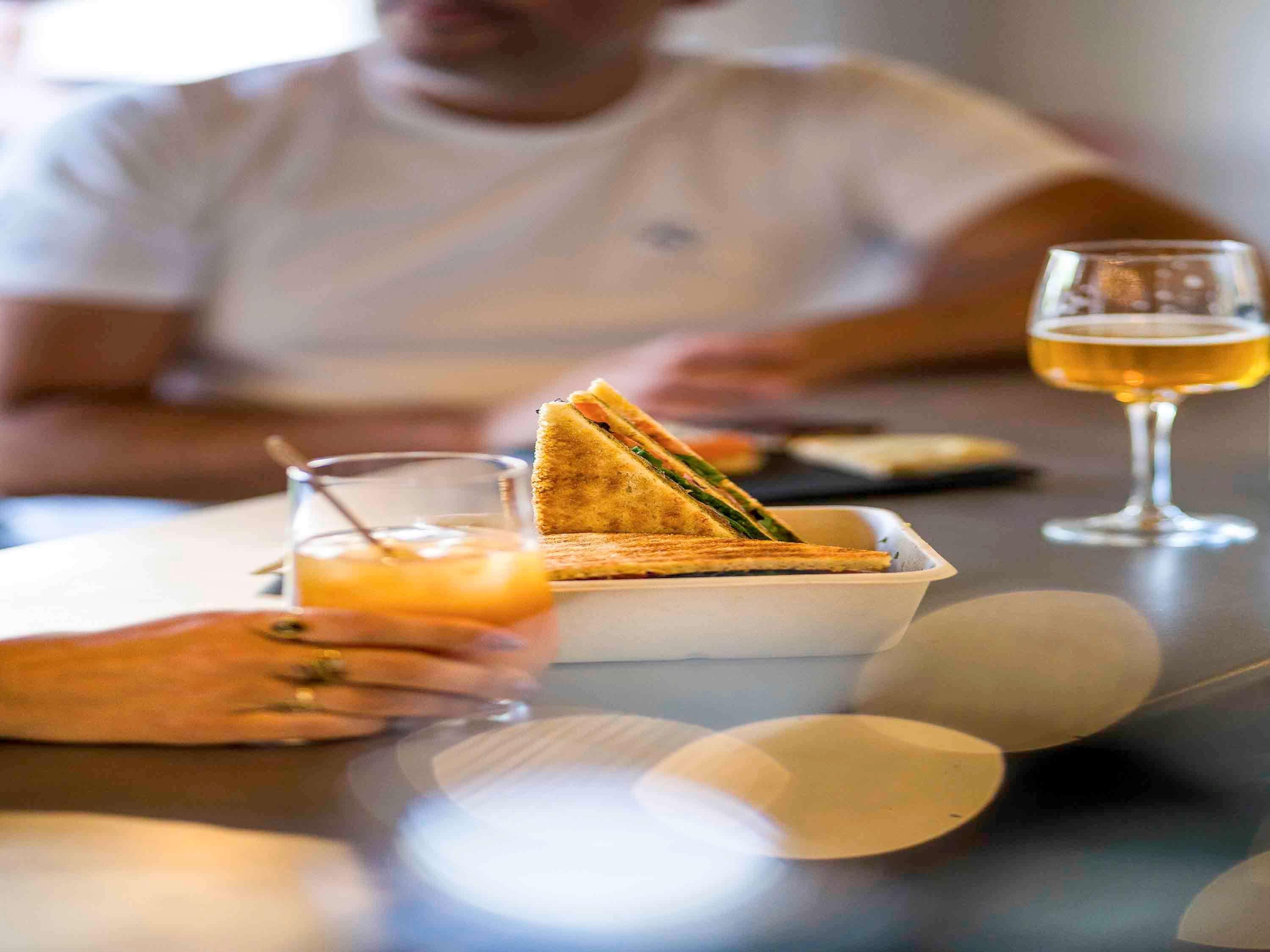 Mercure Cannes Mandelieu Eksteriør bilde