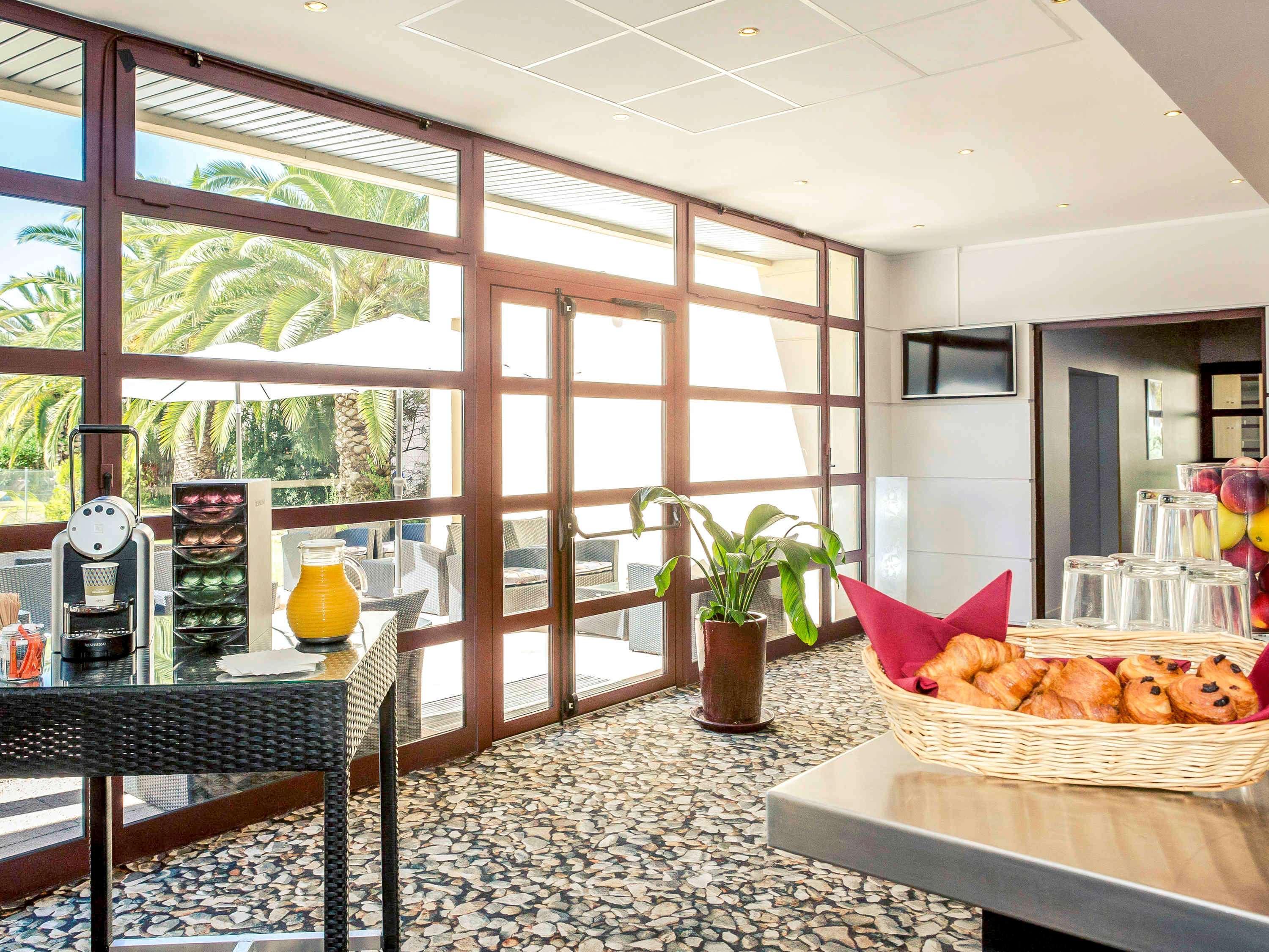 Mercure Cannes Mandelieu Eksteriør bilde